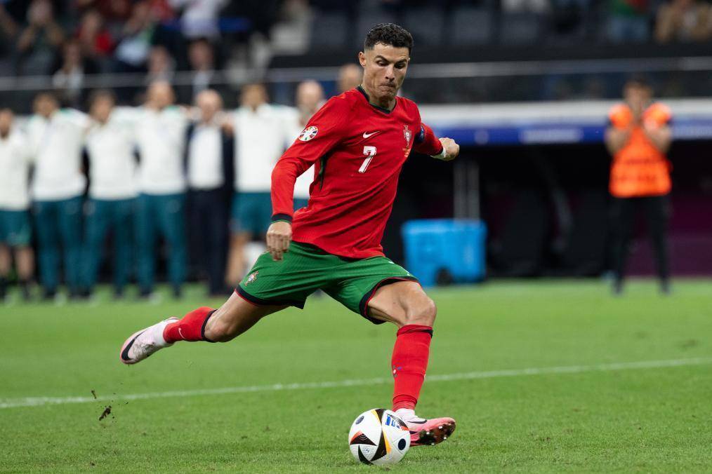 幻的背景下 幻的背景下