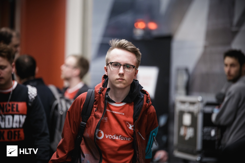 先打主线获 先打主线获