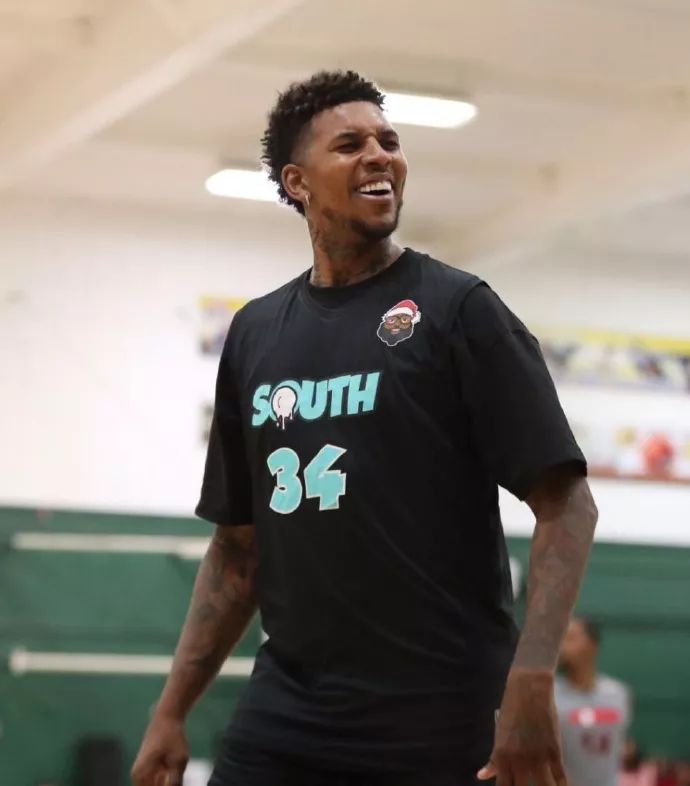 门口的标杆 门口的标杆